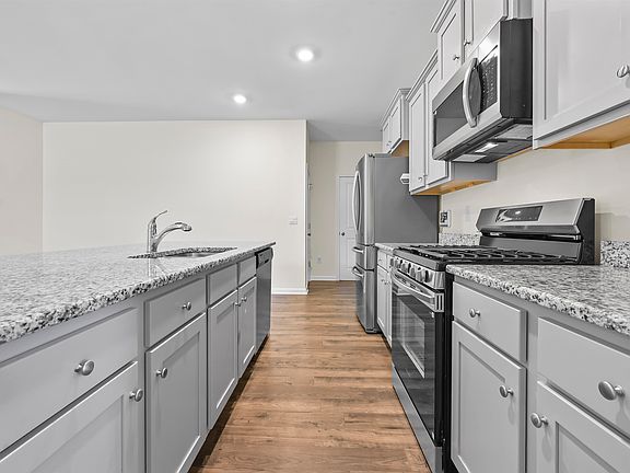 4th image of 4005 Sweetspire Court