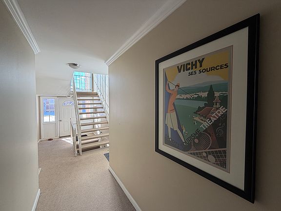 5th image of 2420 Parmenter Blvd APT 101
