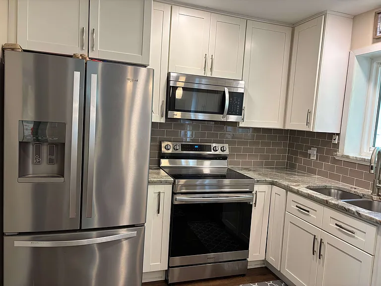 9204 Crystalwood Ln — Photo 14