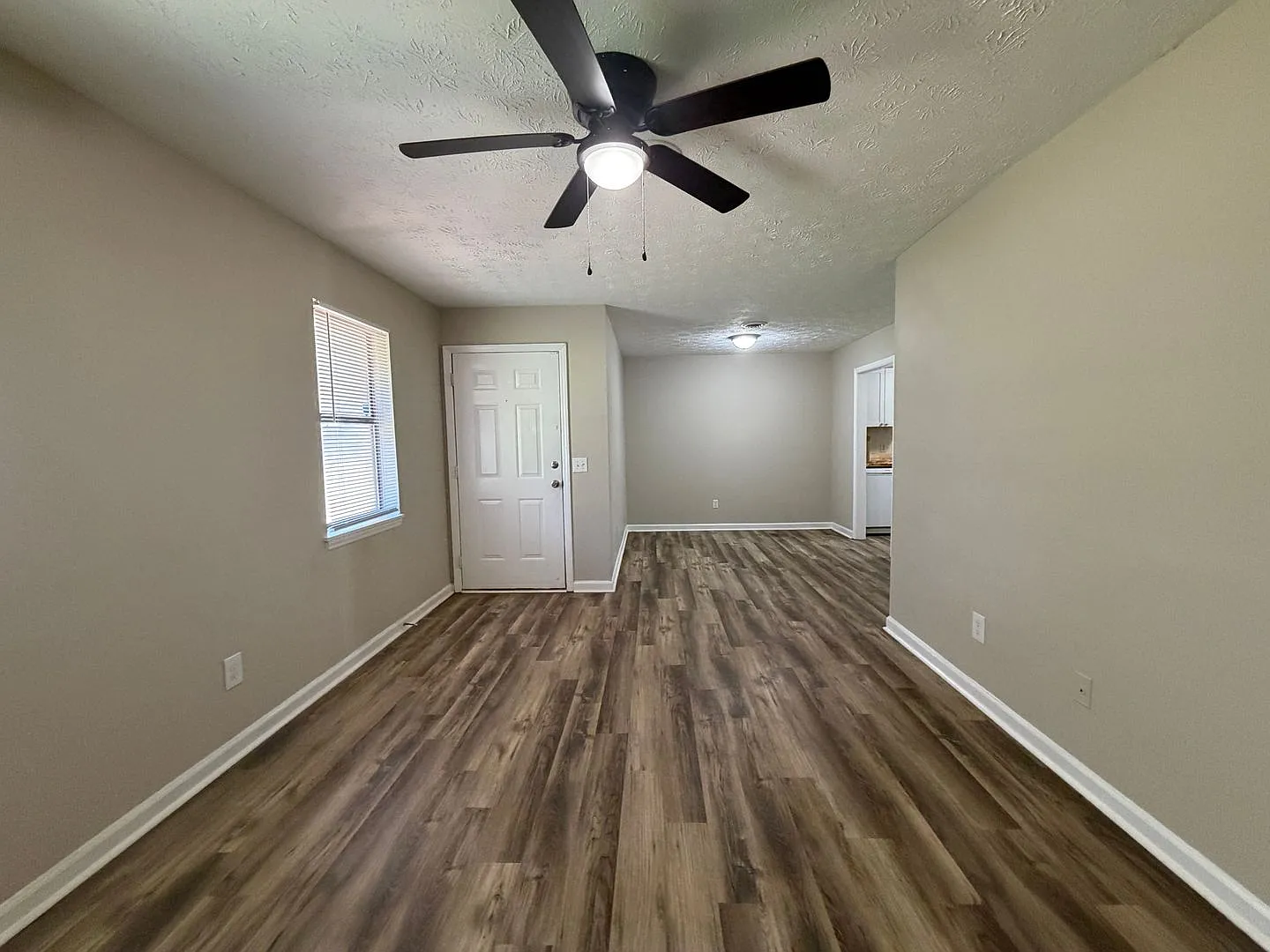 116/118 St Andrews Ct — Photo 2