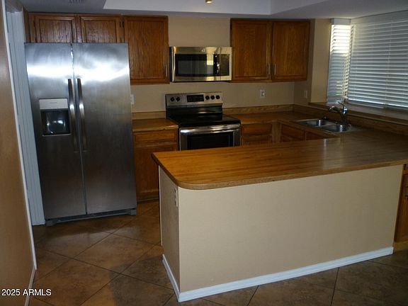 4th image of 4216 W WILLOW Avenue