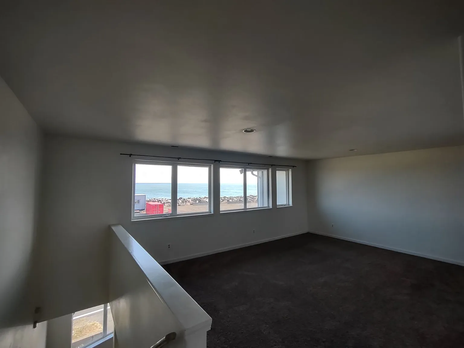 3 bed, 2.5 bath, 1768 sqft, $1,800 — Photo 4