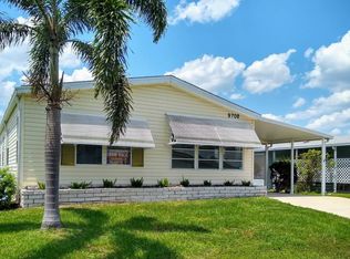 9708 Avalon Dr, Parrish, FL 34219