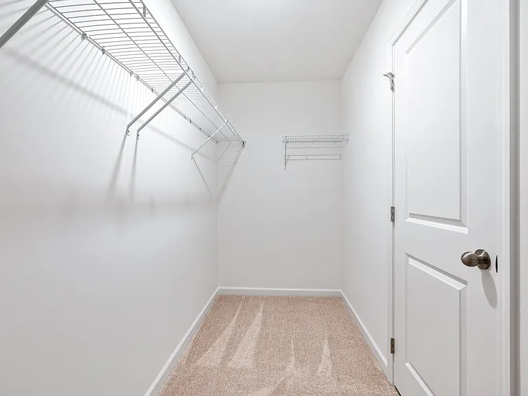 676 Evergreen Rd — Photo 29