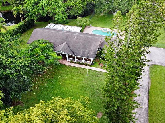 3rd image of 3600 NW 91st Avenue