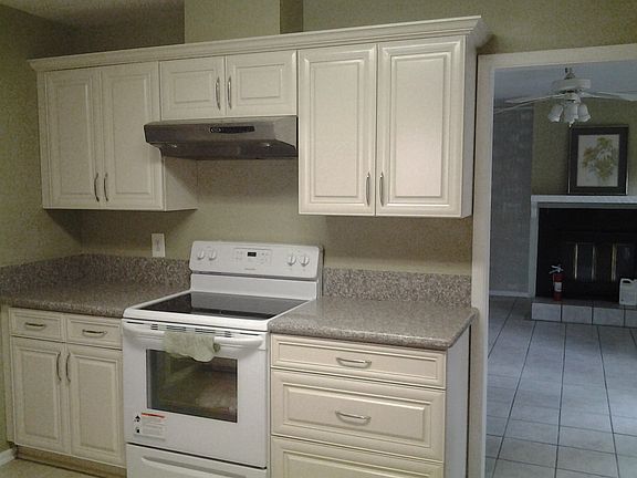 3rd image of 2259 Powers Ferry Dr SE