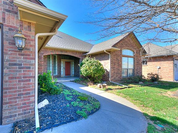 2nd image of 6705 Green Meadow Ln