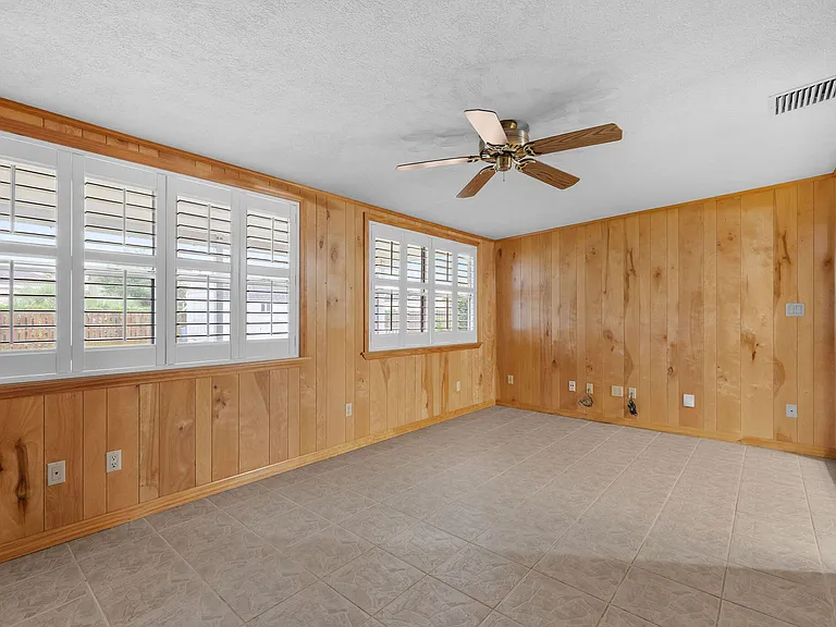 3324 Sunrise Blvd — Photo 10