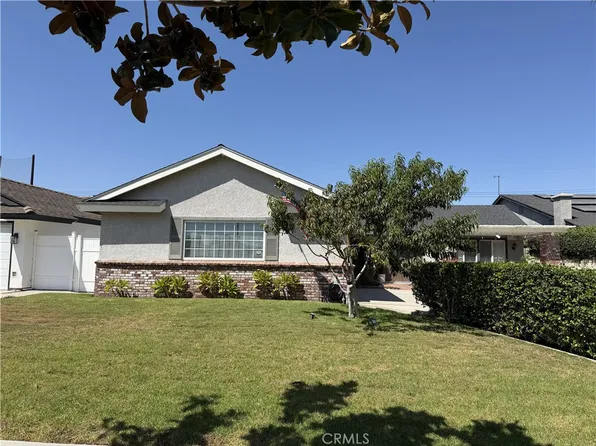 5253 E Woodwind Ln, Anaheim, CA 92807