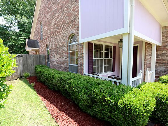5th image of 34 N Oakwood Ln