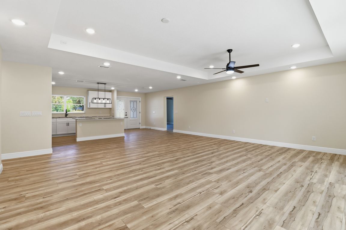 next background image