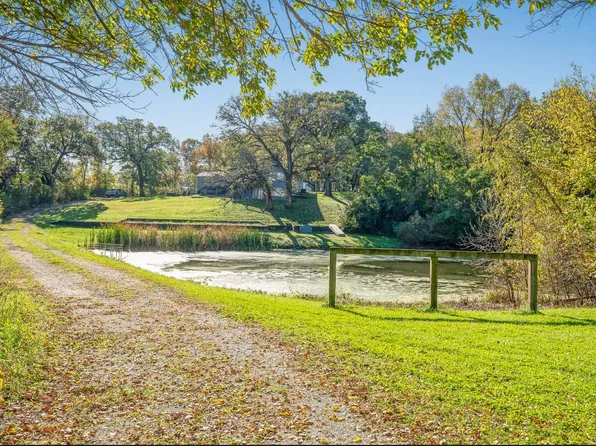 7680 NW 54th Ave, Johnston, IA 50131