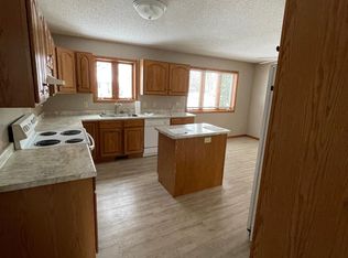302 S Washington Ave #A, Saint Peter, MN 56082