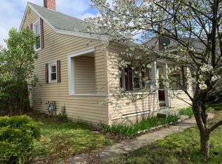 351 Kennedy Dr, Putnam, CT 06260