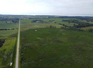 Lovers Ln, Brussels, WI 54204