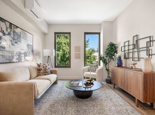 75 Dupont St #320, Brooklyn, NY 11222