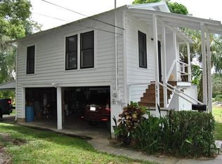 357 W B St, Frostproof, FL 33843