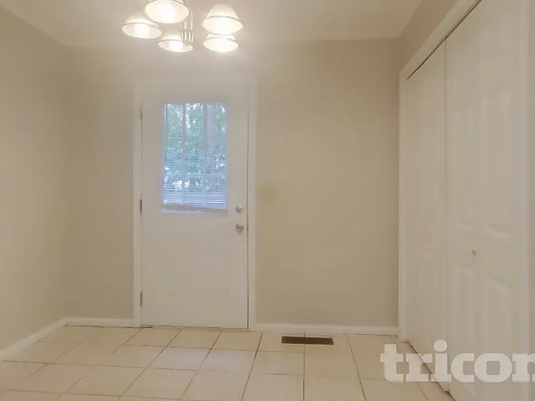 234 Deerchase Dr — Photo 6