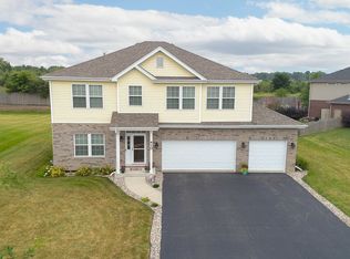 410 Arquilla Ct, New Lenox, IL 60451