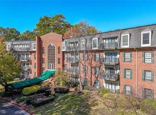 28410 Plantation Dr NE, Atlanta, GA