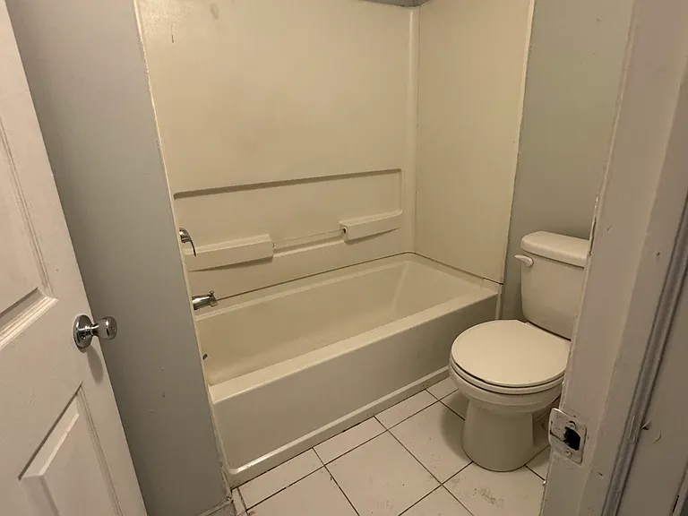 225 N Burgher Ave #1 — Photo 4