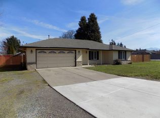 1519 Lozier Ln, Medford, OR 97501