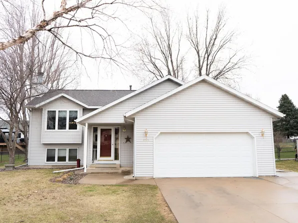 4449 56th St NW, Rochester, MN 55901