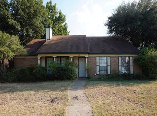 112 Ripplewood Dr, Mesquite, TX 75150