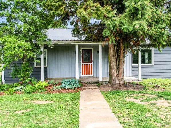 1910 Ripley Island Rd, Afton, TN 37616