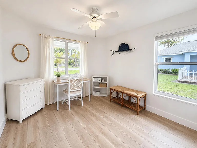 341 Suwanee Ave — Photo 46