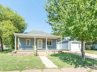 315 W 11th St, Ellsworth, KS 67439