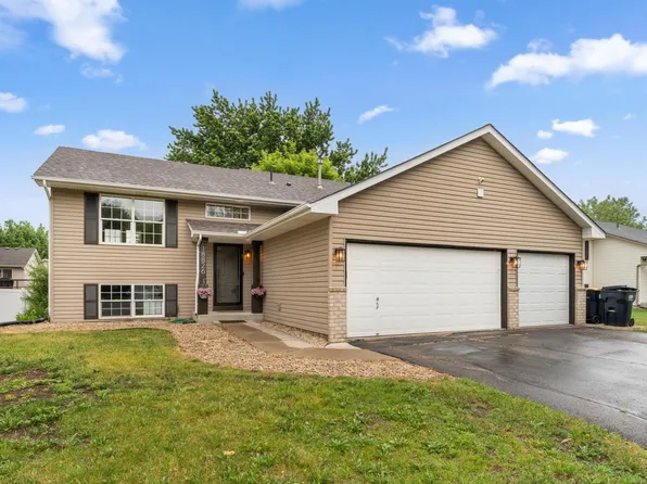 18826 Embers Ave, Farmington, MN 55024