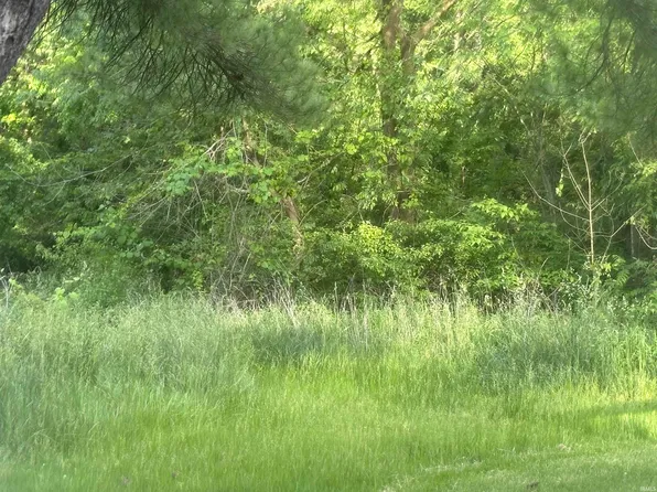 6383 E 290th Rd S, Peru, IN 46970