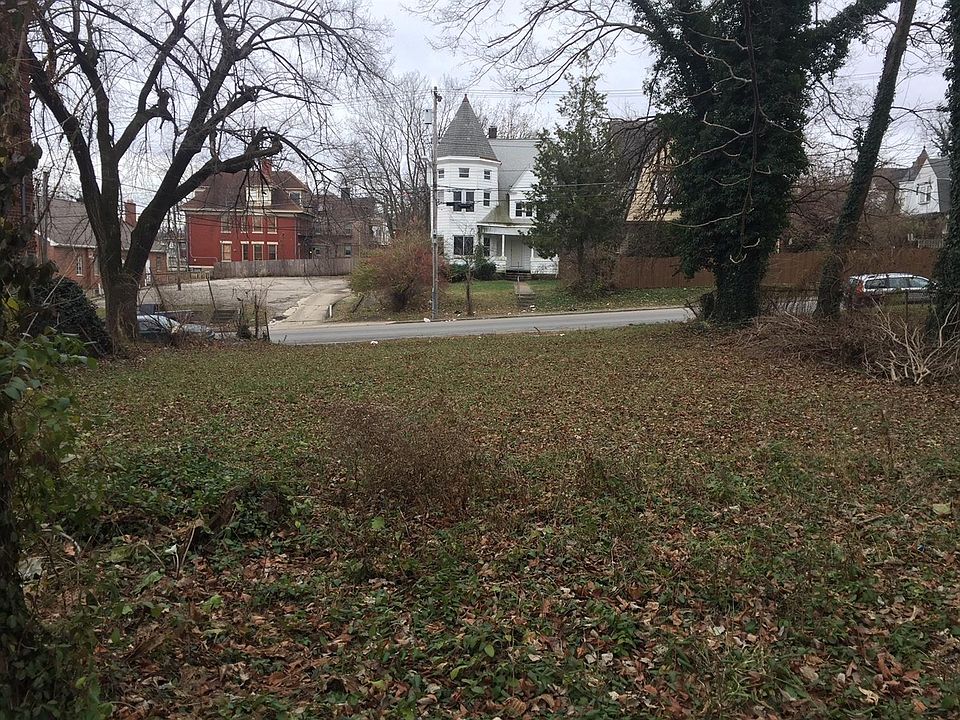 2nd image of 292 McGregor Ave