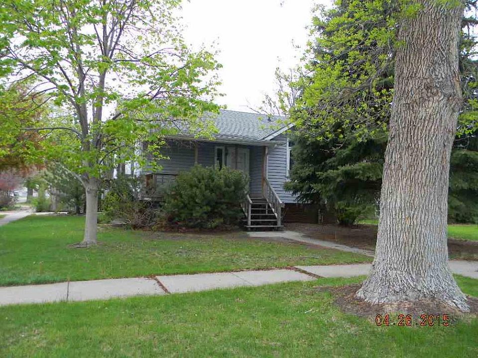 1st image of 520 S Elm St