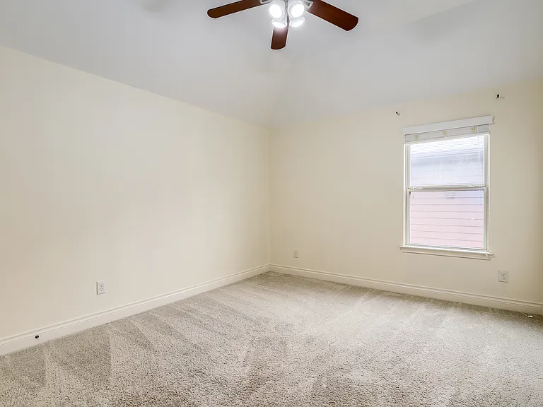 3505 Harvest Moon Ln — Photo 39