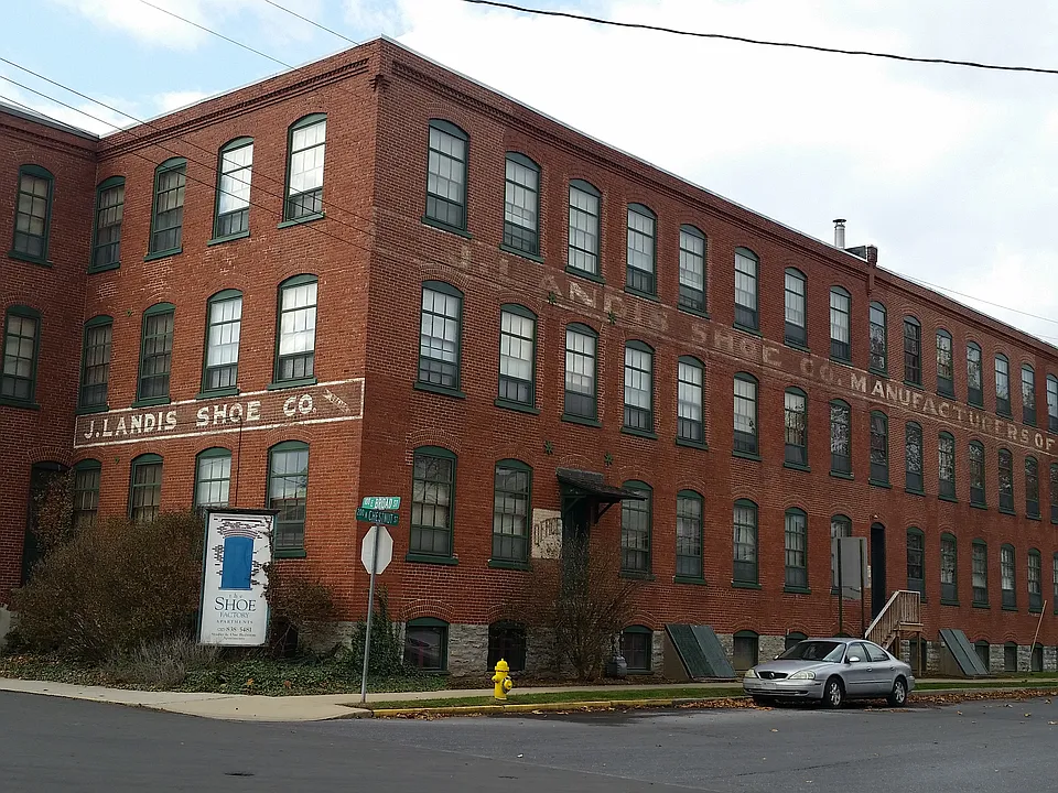 Shoe Factory Apartments