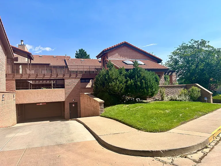 4415 Laguna Pl — Photo 54