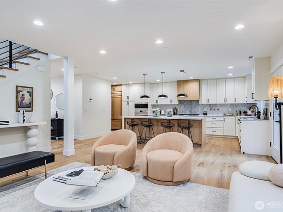 2nd image of 10661 Forbes Creek Dr #A