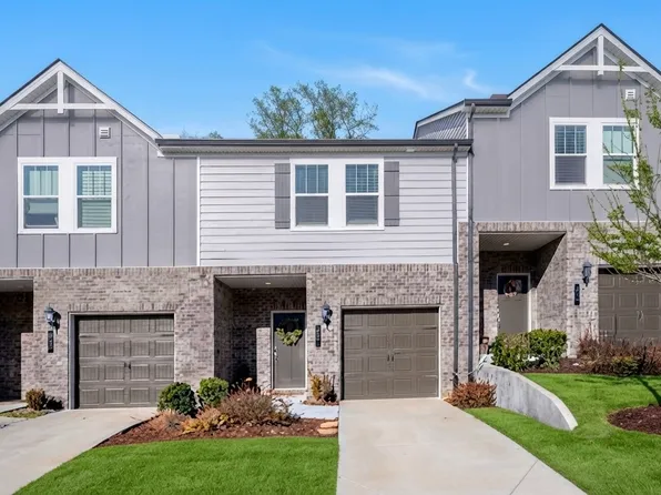 857 Longleaf Ln, Columbia, TN 38401