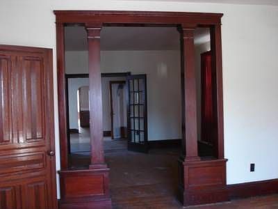 5th image of 113 Thwing St