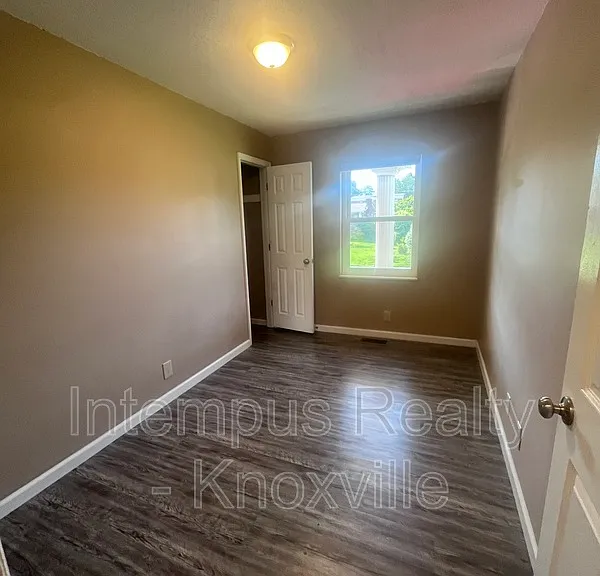 405 Iroquois Ln #1 — Photo 11