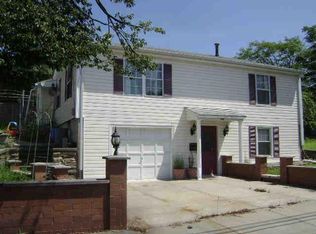 392 School St, Pawtucket, RI 02860