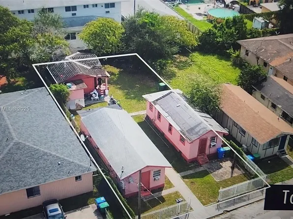 7801 NW 2nd Ct, Miami, FL 33150