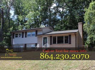 96 Community Rd, Greenville, SC 29605