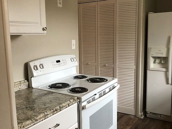 4th image of 10409 Marbleridge Ct