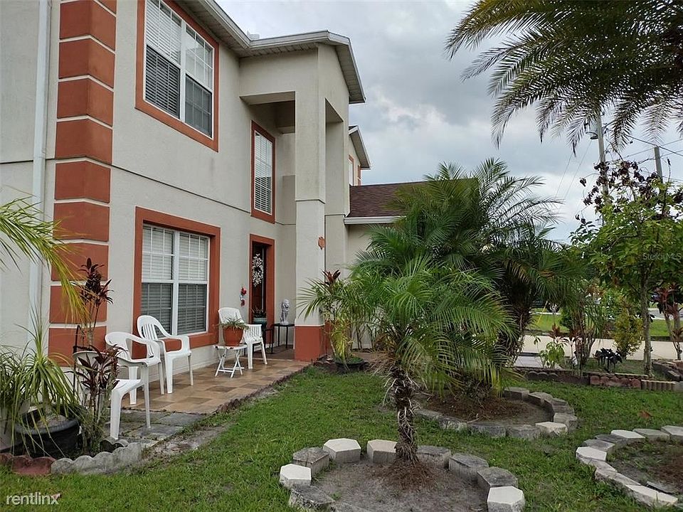 1st image of 511 Bassett Dr