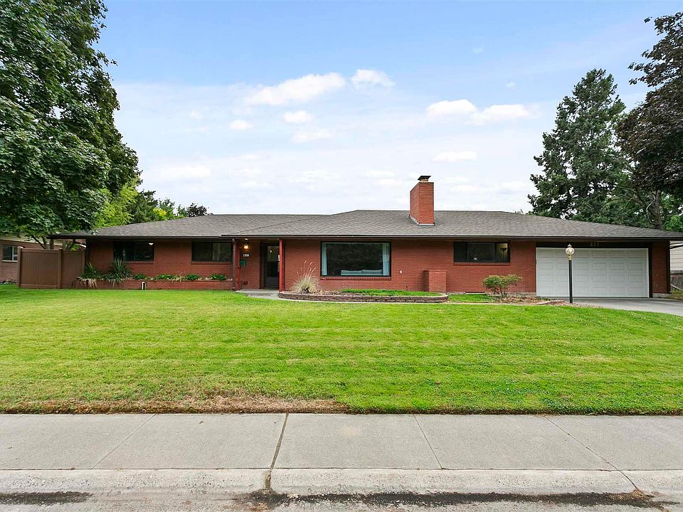 1st image of 411 Sierra St