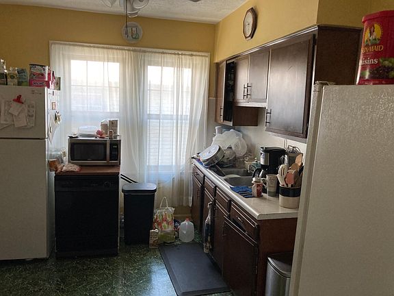 5th image of 1600 Ridgewood Ave #2
