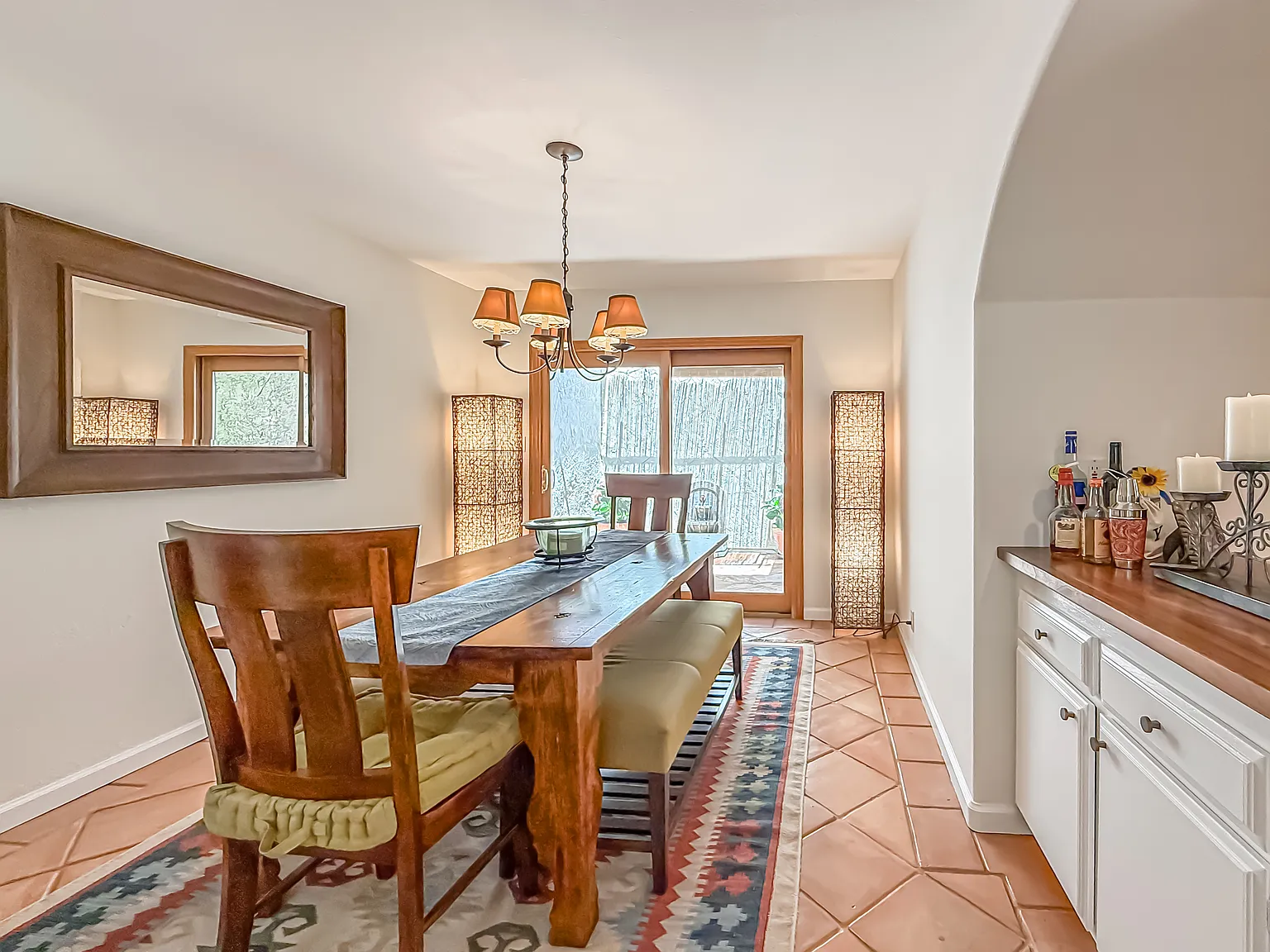 3 bed, 1808 sqft, $9,800 — Photo 3